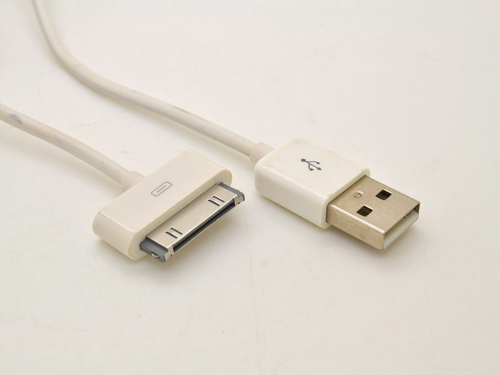 Computer peripheral cable